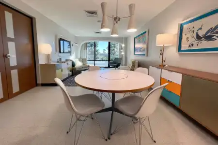 Howard Johnson by Wyndham Anaheim and Water Playground - 120