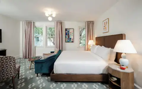 Artmore - Midtown - 10
