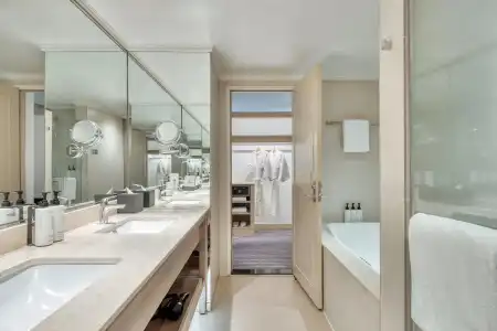 Crowne Plaza BANGKOK LUMPINI PARK by IHG - 46