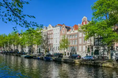 Ambassade - 23