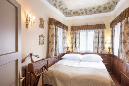 Iron Gate & Suites Prague by BHG - 68