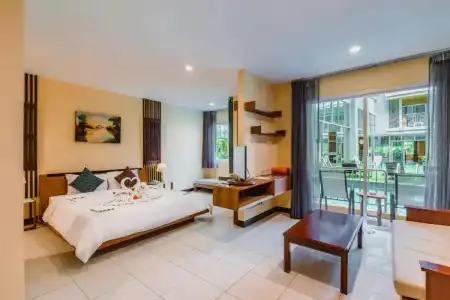 Elite Suites Patong - 78