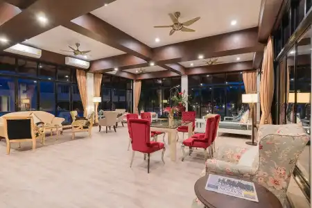 The Briza Beach Resort Khaolak - 26