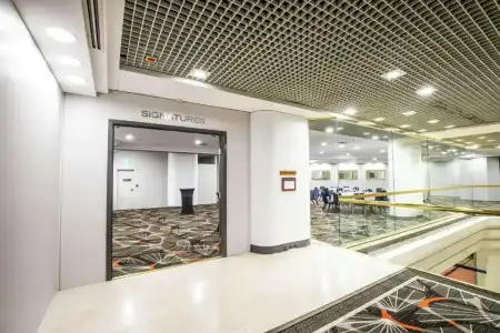 Hilton Darwin - 33