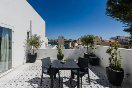 Two Pillows Boutique Hostel - 45