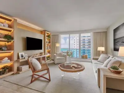 Ocean View Apartment On South Beach - 120