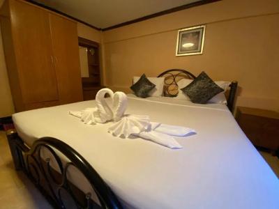 ZEN Rooms Soi Paradise Patong - 77