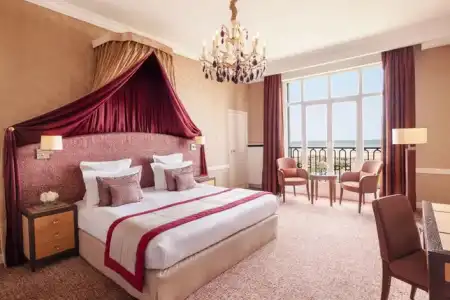 Hôtel Barrière Le Royal Deauville - 75