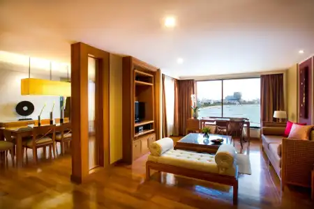 Dusit Thani - SHA Extra Plus - 96