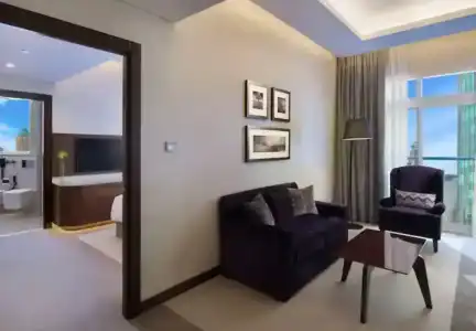 Radisson Blu, Dubai Waterfront - 63