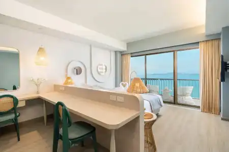 Cosy Beach - 91