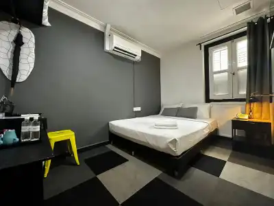 Check Inn @ Little India - 21