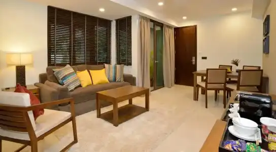 The Somerset - 55