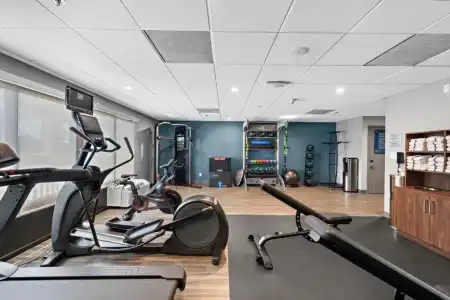 Hampton Inn by Hilton Los Angeles Airport - 4