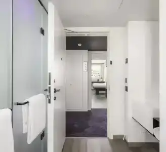Yotel - 64