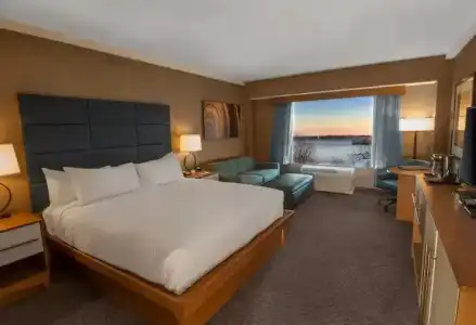 DoubleTree by Hilton Niagara Falls New York - 58