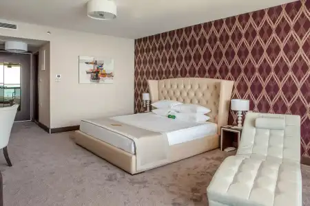 International Casino & Tower Suites - 69