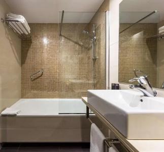 Best Western Premier Dante - 52