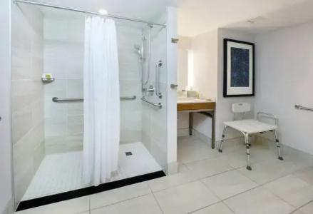 DoubleTree by Hilton Niagara Falls New York - 61