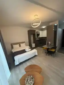 Green Hills Suites - 50
