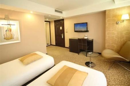 Cartoon Residence - Adults Only - 25