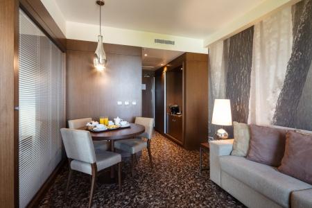Neya Lisboa - 57