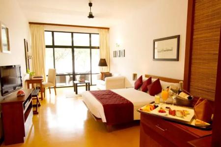 The Blue Water - Geoffrey Bawa Heritage - City Resort - 39