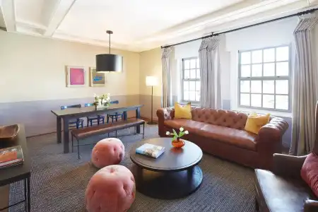 The Hollywood Roosevelt - 77