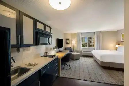 Sonesta Simply Suites Jersey City - 64