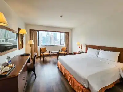 Ramada by Wyndham D MA - 3