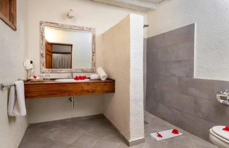 Karafuu Beach Resort & Spa - 7