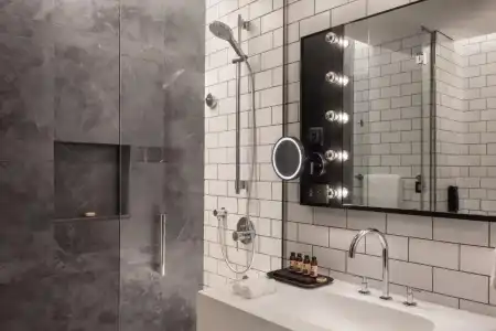 The WB Abu Dhabi, Curio Collection by Hilton - 43
