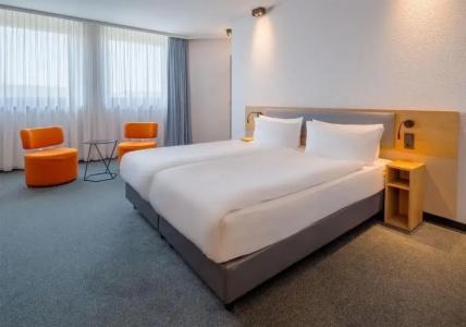 Spark by Hilton Wuppertal City Centre - 3