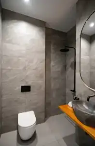 Suite - 19