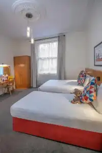 Queensway Sure Collection By Best Western - 7