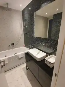 Privilege Suites by Central Park - 47