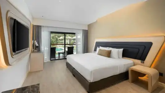 Amora Beach Resort Phuket - 44