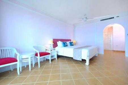 Andaman Beach Suites - 99