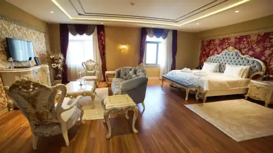 Wyndham - 62