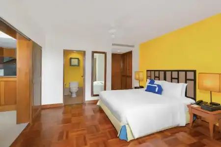 Homm Suites Laguna - 25