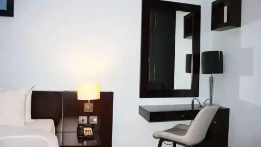 Signature Apartments & Spa - 60