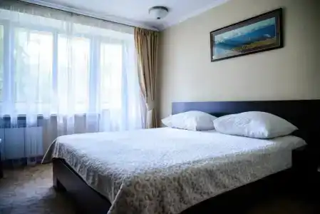 Gostinichno-Restorannyij Kompleks ZIHIYa - 65