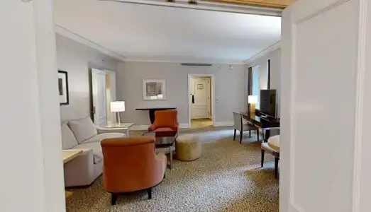Omni Berkshire Place - 94