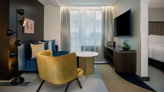 Neues Schloss Privat Zurich, Autograph Collection - 48