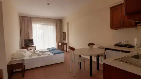 Lemas Suite - 27
