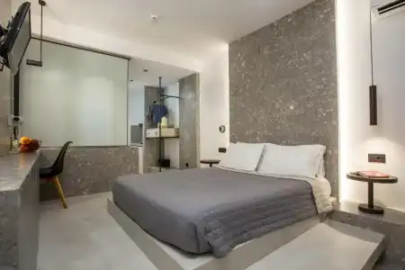 Dias Studios & Suites - 19