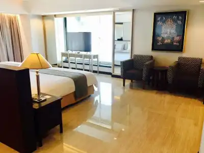 Indra Regent - 84