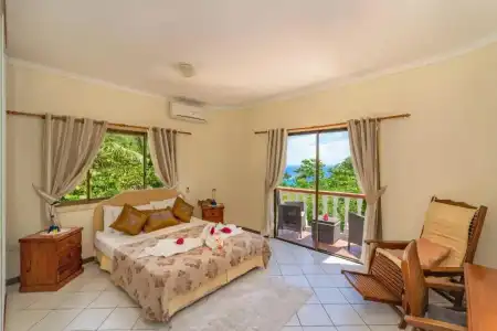 Carana Hilltop Villa - 33