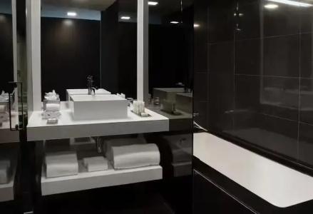 DoubleTree by Hilton Lisbon - Fontana Park - 38