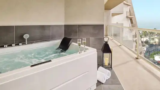 Hyatt Centric Delfina Santa Monica - 69